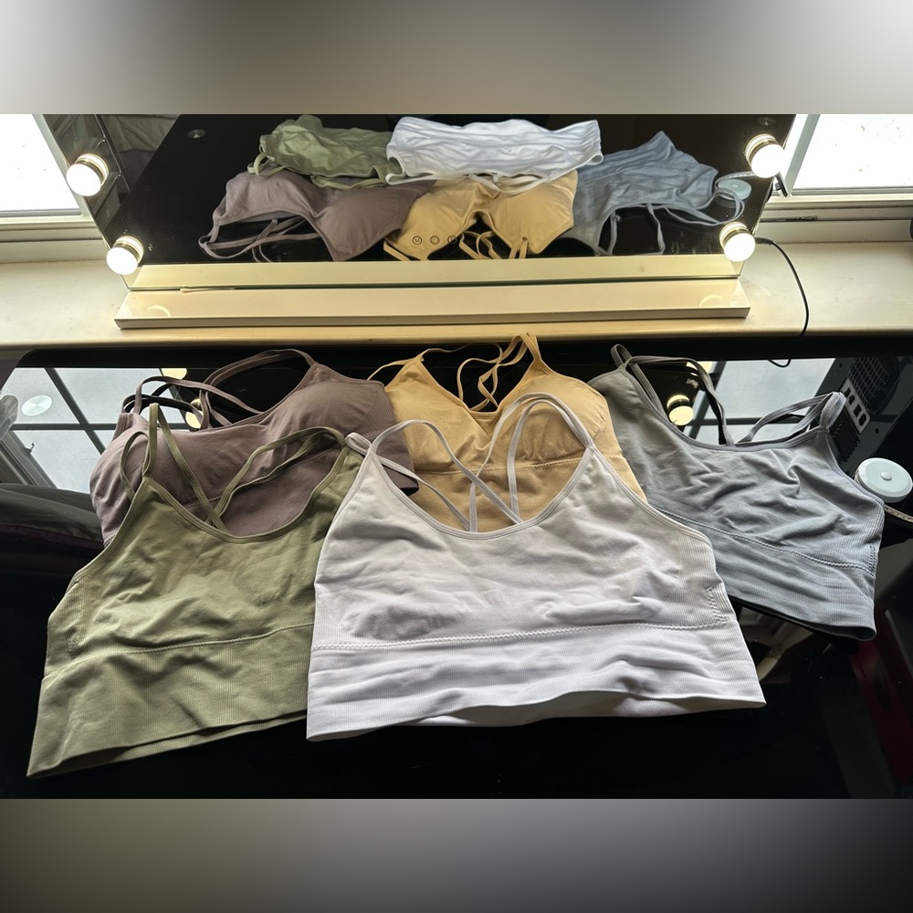 Women’s sports bra bundle
